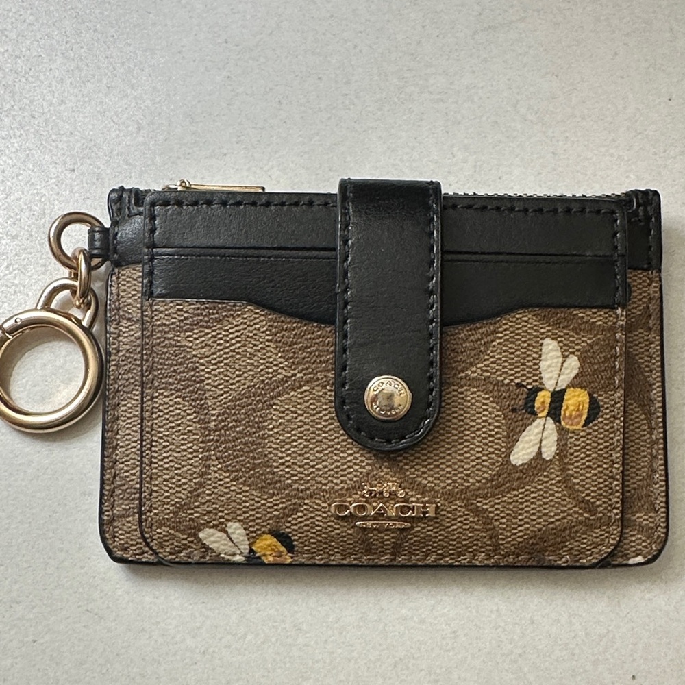 Coach C8678 Attachment Card Case in Signature Canvas with Bee Print